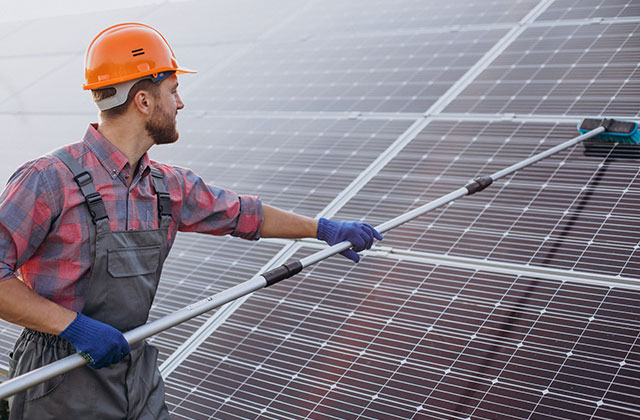 Nettoyage de panneaux photovoltaïques